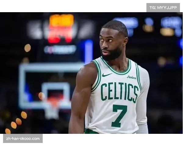 杰伦布朗23次突破零罚球 赛后直言裁判表现烂透了